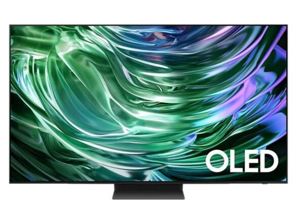 SAMSUNG 83" 3840x2160 Fernseher